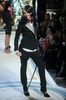 ニューヨーク市内ピエール ホテル（The Pierre Hotel）で開催された「ランバン フォー H&amp;M（Lanvin for H&amp;M）」のオートクチュール・ファッションショー（2010年11月18日撮影）。（c）AFP/Getty Images/Jamie McCarthy
