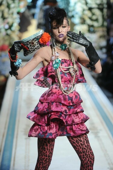 LANVIN for H&M、オートクチュール・ファッションショー開催 写真48枚 