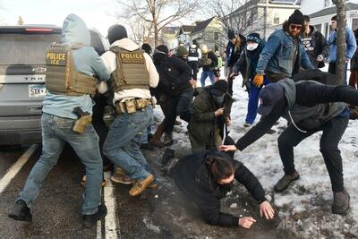 ミネソタ州抗議デモ巡り連邦捜査官の介入制限 米連邦地裁