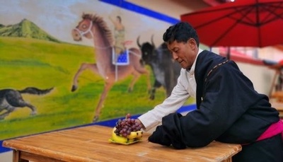 遊牧から定住生活に変わり潤う暮らし 甘粛・チベット族自治州