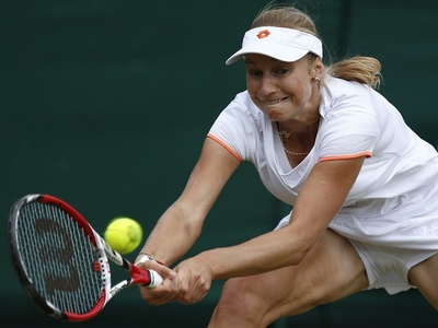 マカロワがラドワンスカに番狂わせ、ウィンブルドン選手権