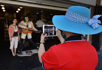 海外での「マナー違反者リスト」、中国当局が作成へ