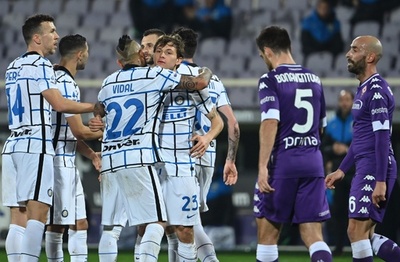 インテル暫定首位浮上、フィオ本拠地で7年ぶり白星