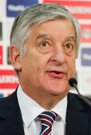 ピアース氏がイングランド代表暫定監督に就任、FA発表