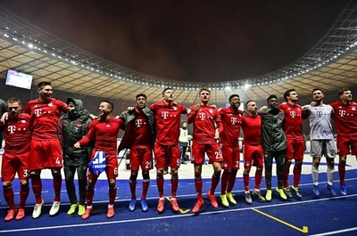 バイエルンが延長戦の末ドイツ杯8強、コマンが決勝点