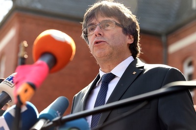 プチデモン氏、カタルーニャ州首相候補への指名を拒否 後継者を指名