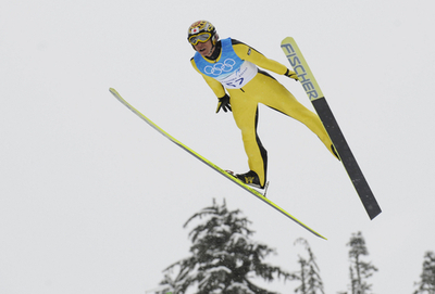 日本代表 開幕に向け各競技会場で練習