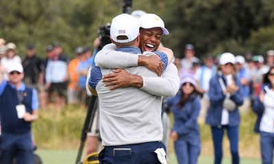 米国選抜が巻き返し、松山組はウッズ組に惜敗 プレジデンツ杯