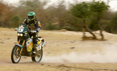 ＜ダカールラリー2007＞デアゼベド 第14ステージを制し総合25位に浮上 - セネガル