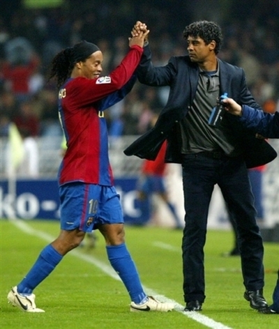 ロナウジーニョ 出場停止処分が1試合に軽減される