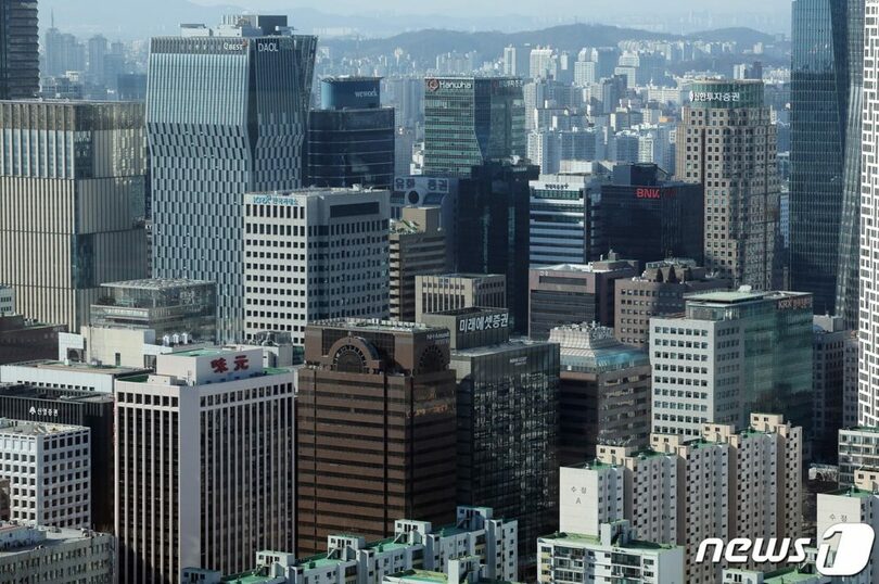 ソウル汝矣島の証券街(c)news1