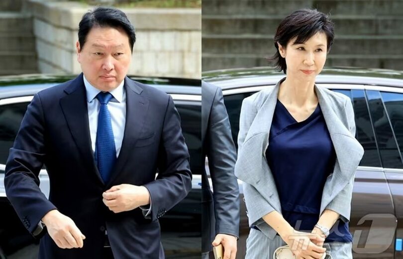 チェ・テウォン（崔泰源）SKグループ会長と、アートセンター・ナビのノ・ソヨン（盧素英）館長(c)news1