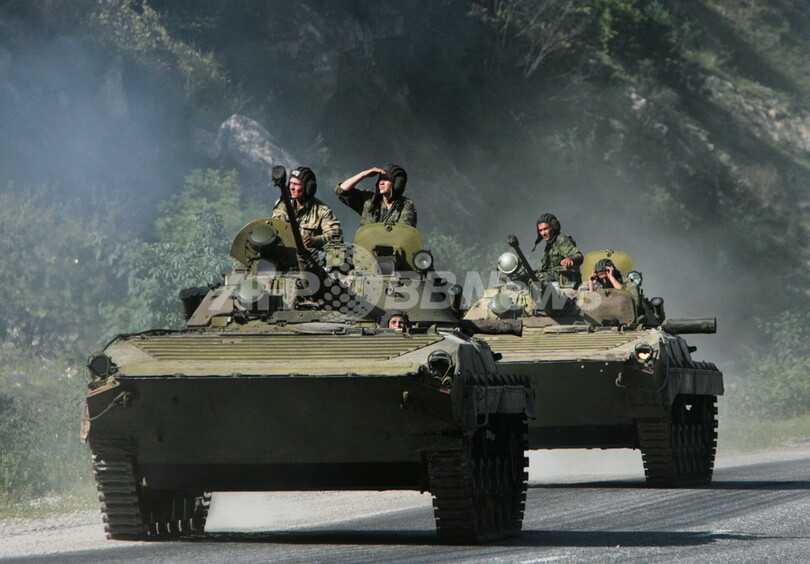 分離派がアブハジア一部占拠、米大統領は和平署名を歓迎