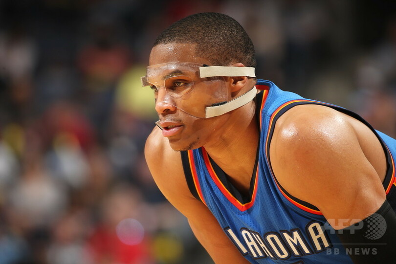 グリズリーズがサンダーに勝利、ディビジョン首位タイに浮上