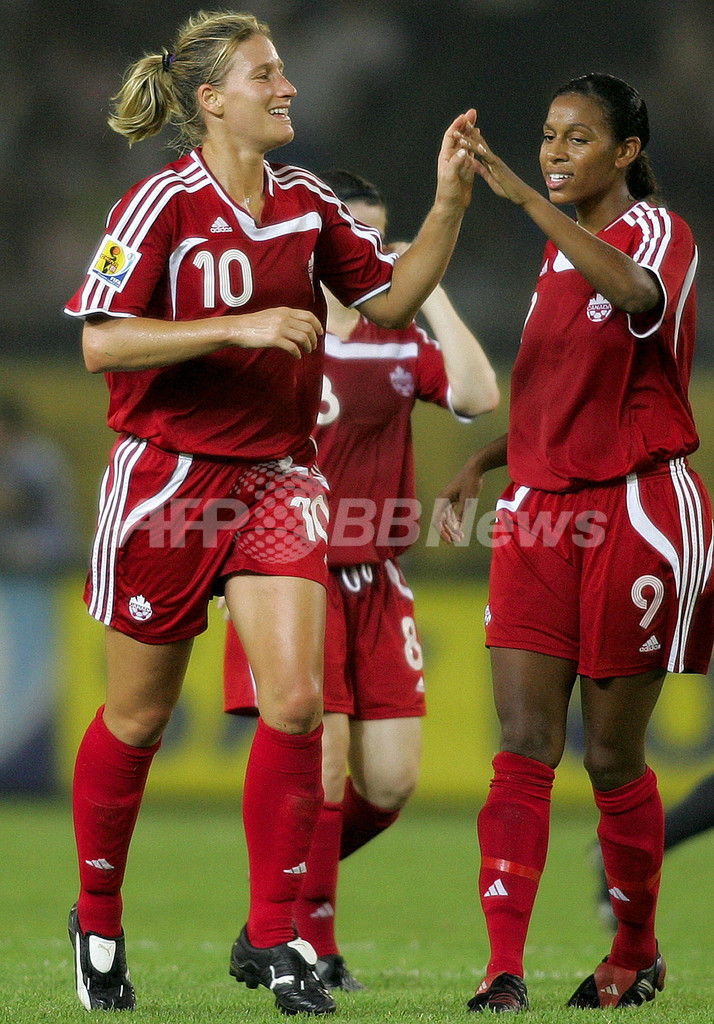 女子サッカーw杯 カナダがガーナに快勝し大会初勝利 写真10枚 国際ニュース Afpbb News