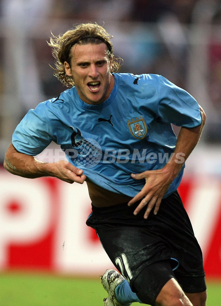 ウルグアイ ベネズエラを下し準決勝へ