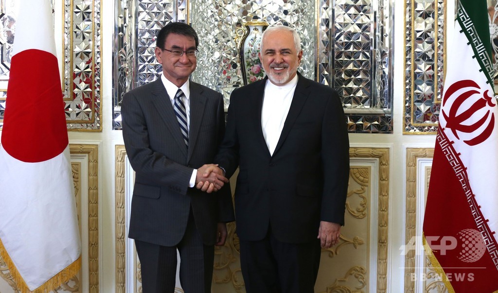 河野外相、安倍首相と共にイラン訪問 ザリフ外相と会談