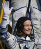 カザフスタン・バイコヌール宇宙基地で、ロシアの宇宙船ソユーズに乗り込む女優のユリア・ペレシルドさん。ロスコスモス提供（2021年10月5日撮影・公開）。(c)AFP PHOTO / Russian space agency Roscosmos