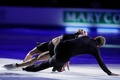 フィギュアスケート四大陸選手権、エキシビション。演技に臨む米国のマディソン・チョーク/エヴァン・ベイツ組（2023年2月12日撮影）。(c)Geoff Robins / AFP
