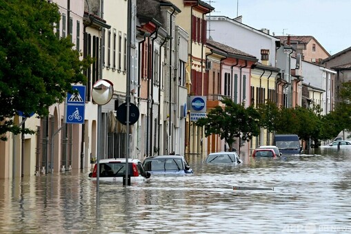 美食とF1の街も水浸し イタリア北部洪水 10人超死亡 写真15枚 国際