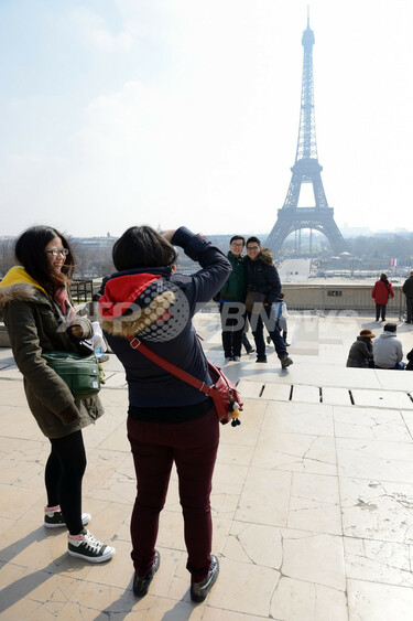 鼻ほじらないで、国外旅行する中国人向けにガイドブック発行 写真1枚 国際ニュース：AFPBB News