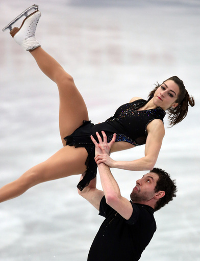 カナダのデュアメル/ラドフォード組がペア首位に、四大陸選手権