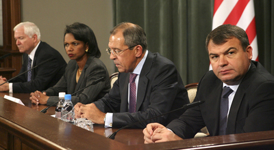 米国防長官、旧ソ連諸国での米基地設置を否定