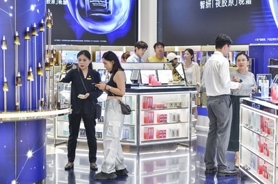 中国初の「免税商業」4A級観光地が三亜で除幕