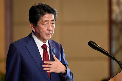 安倍首相、中東情勢を「深く憂慮」 年頭記者会見で