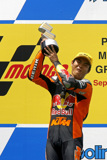 青山博一 ポール・トゥ・ウィンでシーズン2勝目「レースの結果はすごくうれしい」