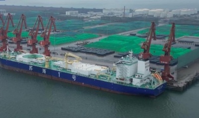 世界初のサーモン養殖工船「蘇海1号」　中国沿岸で運用開始