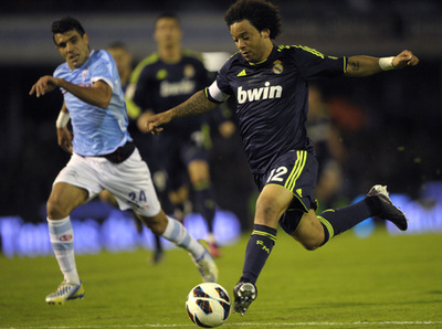 ロナウドの2得点でレアルが勝利、リーグ2位に