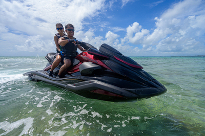 【ニュースレター】ヤマハクオリティを探求した40周年記念の水上バイク