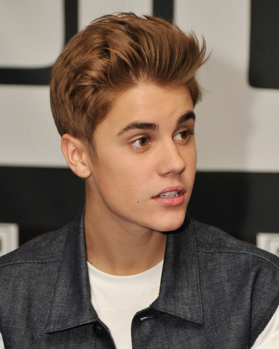 ジャスティン・ビーバー、病死の6歳「妻」に「愛してるよ」！