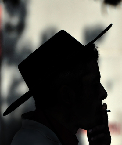 チリ首都の高級住宅地、屋外公共スペースを禁煙に 南米では異例