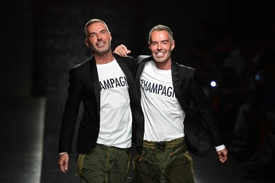 「ディースクエアード」19年春夏メンズ&ウィメンズ