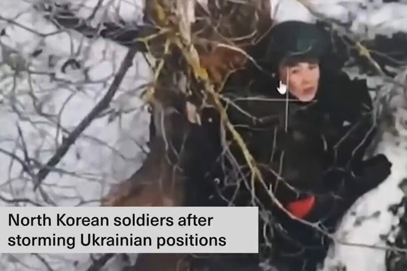ウクライナの無人機が捉えた北朝鮮兵とみられる人物＝ゼレンスキー大統領のX投稿映像から(c)news1
