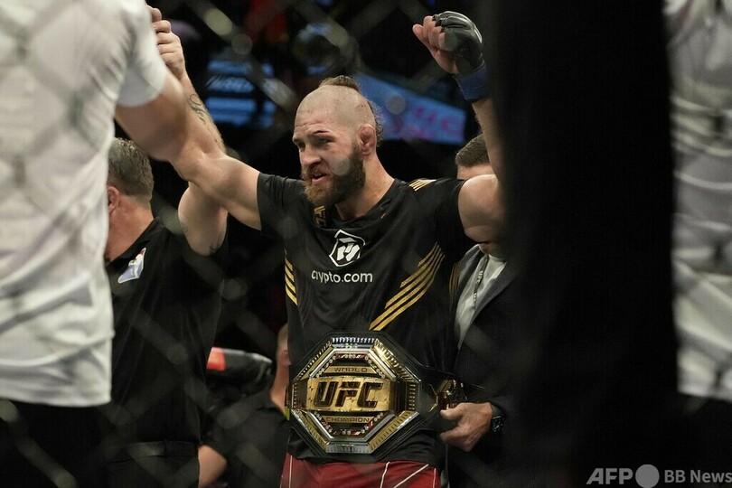 フーリガンから日本経由でUFC王者に イリー・プロハースカの軌跡