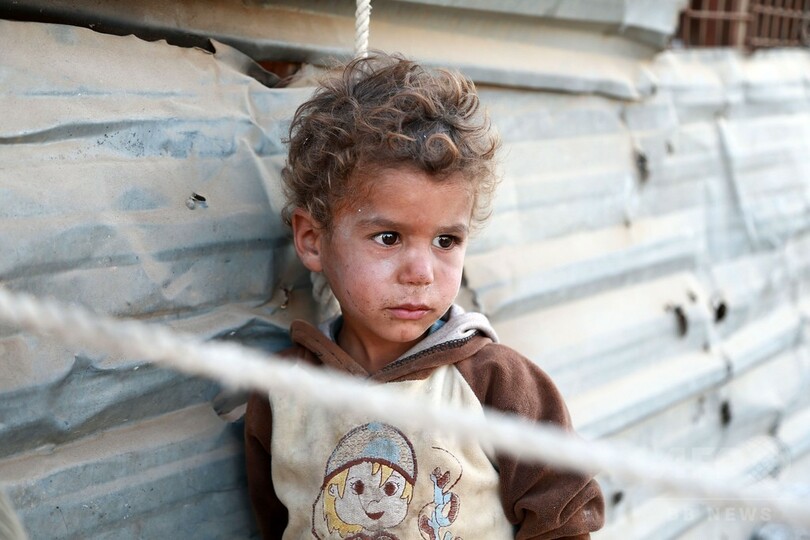 夕食はお湯だけ 飢餓に苦しむシリア封鎖地域