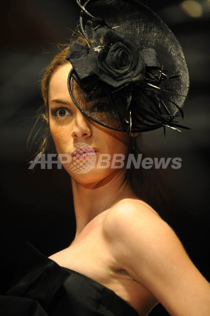 地元デザイナーの共演、南米ベネズエラ・ファッションウィーク