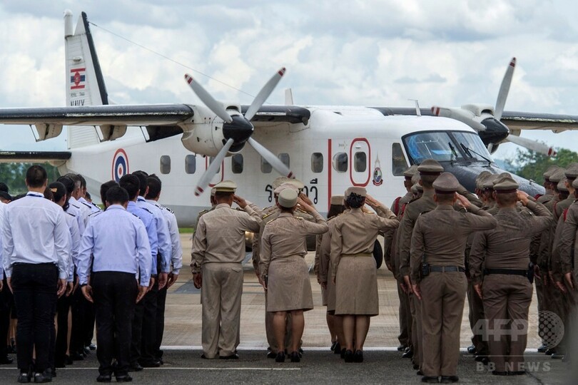 タイ洞窟の少年ら、救出作業中のダイバーの死を知らされ涙