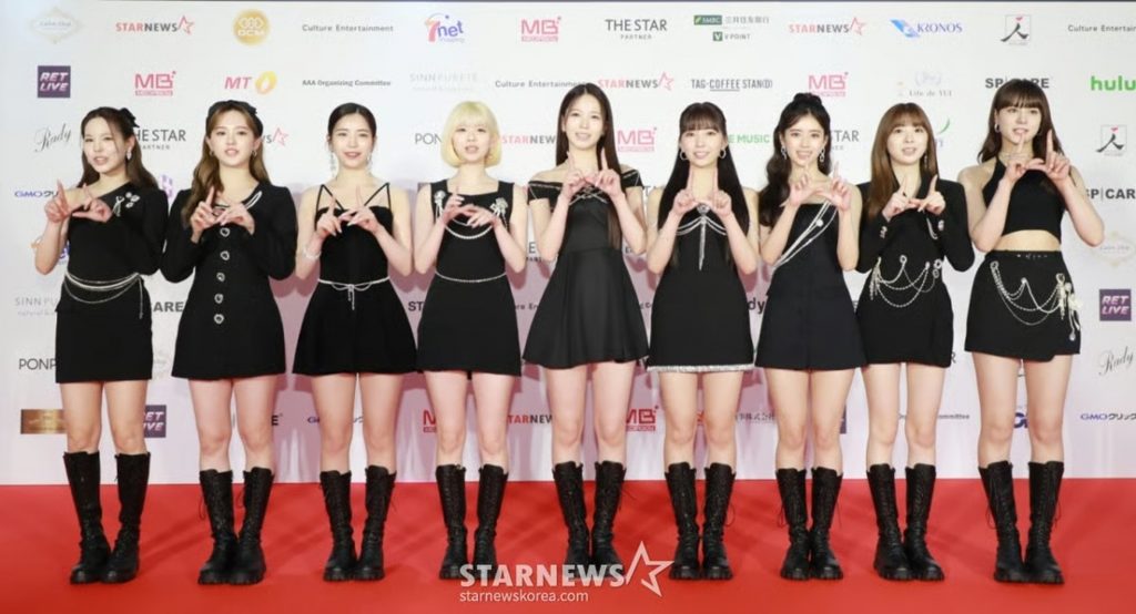 NiziU、「AAA 2025」人気賞で2年連続受賞確定 写真枚 国際ニュース