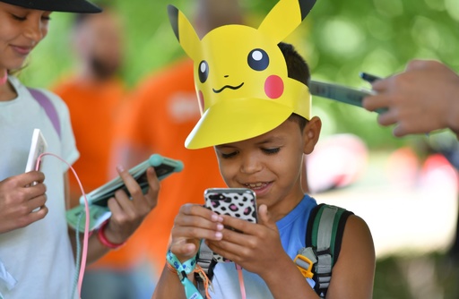 ポケモンgo愛好家が集結 みんなでプレーするイベント ドイツ 写真14枚 国際ニュース Afpbb News