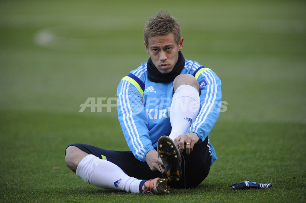 本田圭佑がacミラン加入へ ガッリアーニceoが発表 写真1枚 国際ニュース Afpbb News