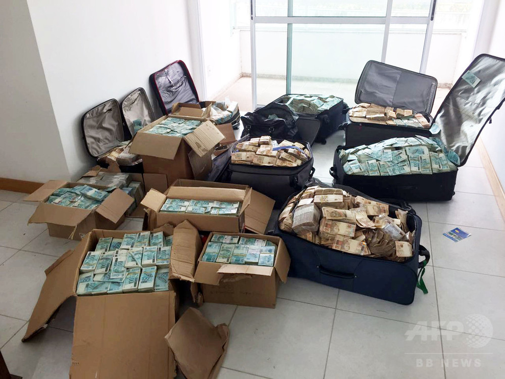 スーツケースなどに10億円超の札束 汚職捜査中に発見 ブラジル 写真3枚 国際ニュース Afpbb News