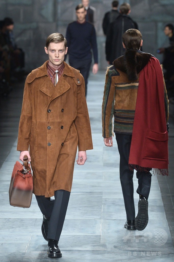 遊び心のあるデザインを上質な素材で、「フェンディ」15/16年秋冬メンズ