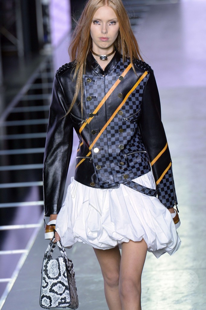 「ルイ・ヴィトン」16年春夏コレクション