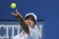 テニス、全米オープン（The US Open Tennis Championships 2014）男子シングルス1回戦。サーブトスを上げる錦織圭（Kei Nishikori、2014年8月26日撮影）。(c)AFP/Kena Betancur