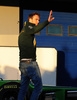 フォーミュラワン（F1、F1世界選手権）に参戦するケータハム（Caterham F1 Team）は5日、スペインのヘレス・レーストラック（Jerez Racetrack）で2013年シーズンの新型車「CT03」を発表した。

ケータハムの新型車「CT03」の発表会に出席したギド・ヴァン・デル・ガルデ（Giedo van der Garde、2013年2月5日撮影）。(c)AFP/CRISTINA QUICLER