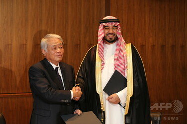 サウジ王子来日、『SASUKE』アラビア語圏版制作でTBSと契約 写真3枚